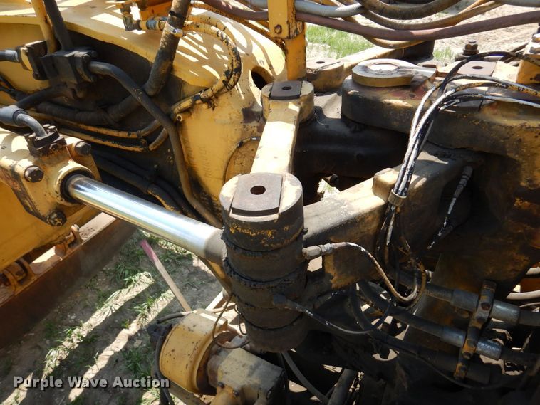 image for item AF9684 1987 Caterpillar 627E  conventional scraper