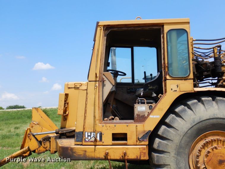 image for item AF9684 1987 Caterpillar 627E  conventional scraper