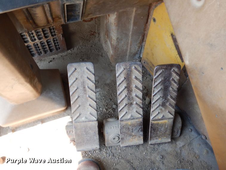 image for item AF9684 1987 Caterpillar 627E  conventional scraper