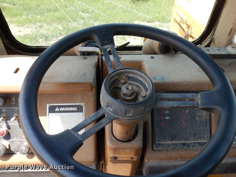 image for item AF9684 1987 Caterpillar 627E  conventional scraper