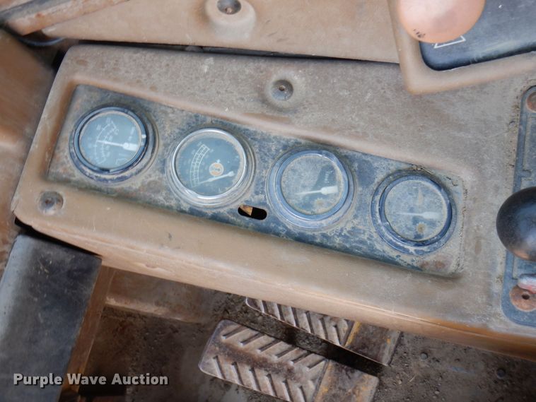 image for item AF9684 1987 Caterpillar 627E  conventional scraper