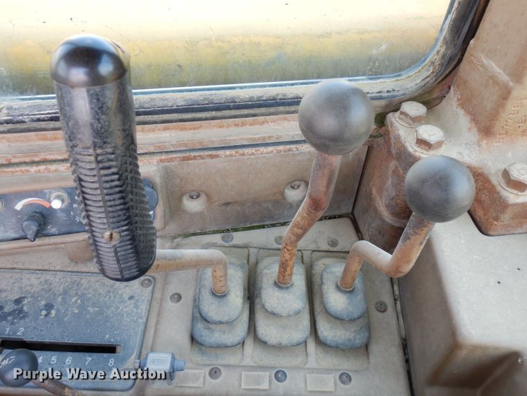 image for item AF9684 1987 Caterpillar 627E  conventional scraper