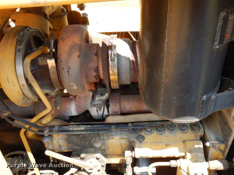 image for item AF9684 1987 Caterpillar 627E  conventional scraper