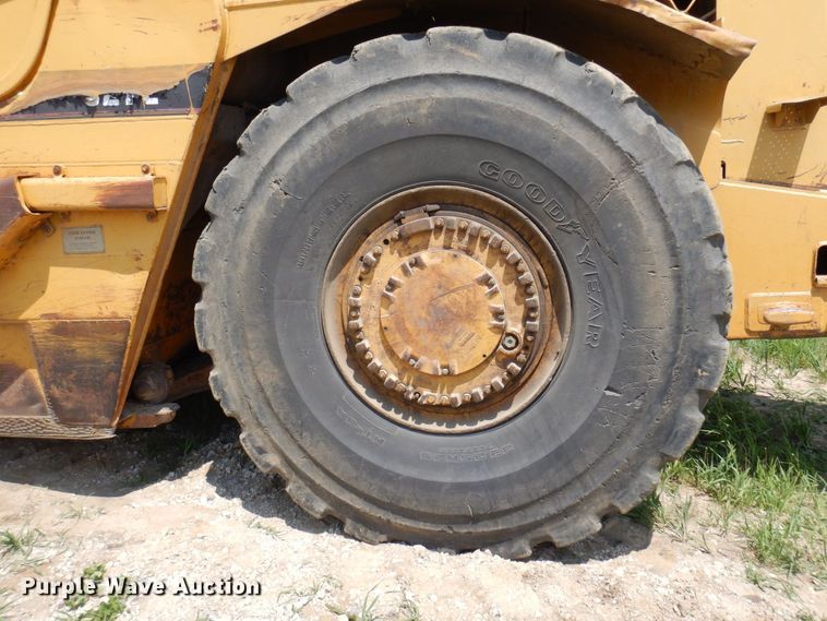 image for item AF9684 1987 Caterpillar 627E  conventional scraper