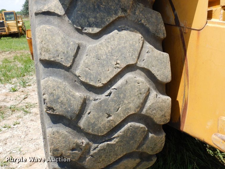 image for item AF9684 1987 Caterpillar 627E  conventional scraper