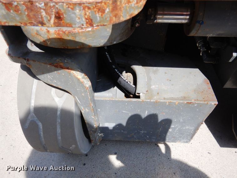 image for item AF9685 2005 Skyjack SJH3219  scissor lift