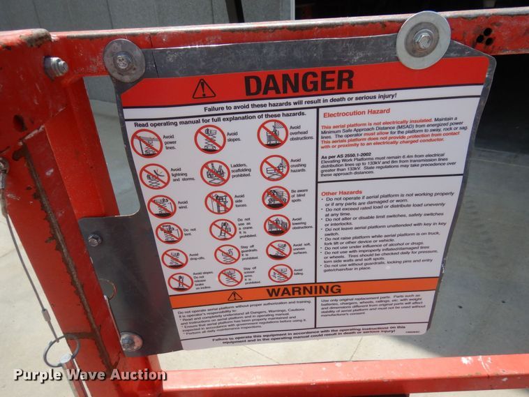 image for item AF9685 2005 Skyjack SJH3219  scissor lift