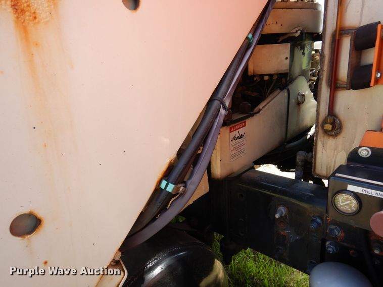 image for item AF9698 2006 Sterling LT9500  crane truck