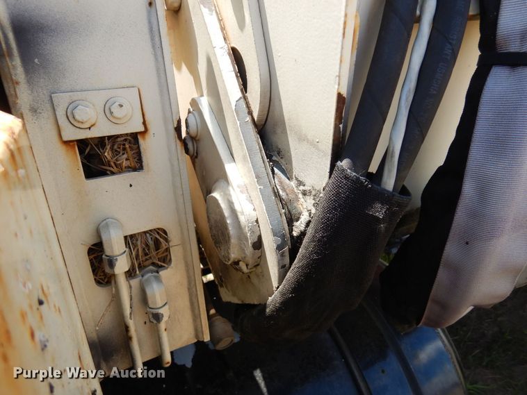 image for item AF9698 2006 Sterling LT9500  crane truck