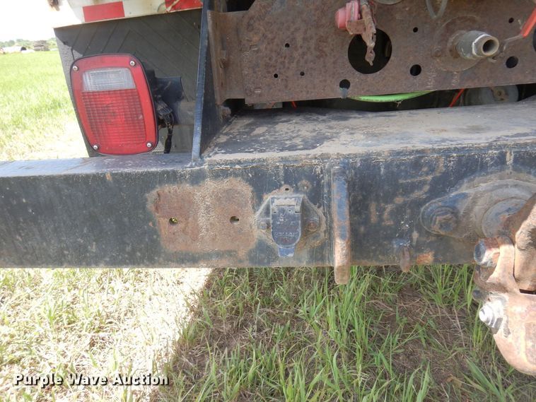 image for item AF9698 2006 Sterling LT9500  crane truck