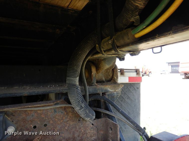 image for item AF9698 2006 Sterling LT9500  crane truck