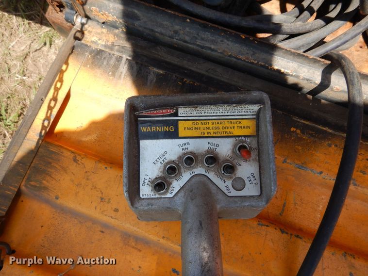 image for item AF9698 2006 Sterling LT9500  crane truck