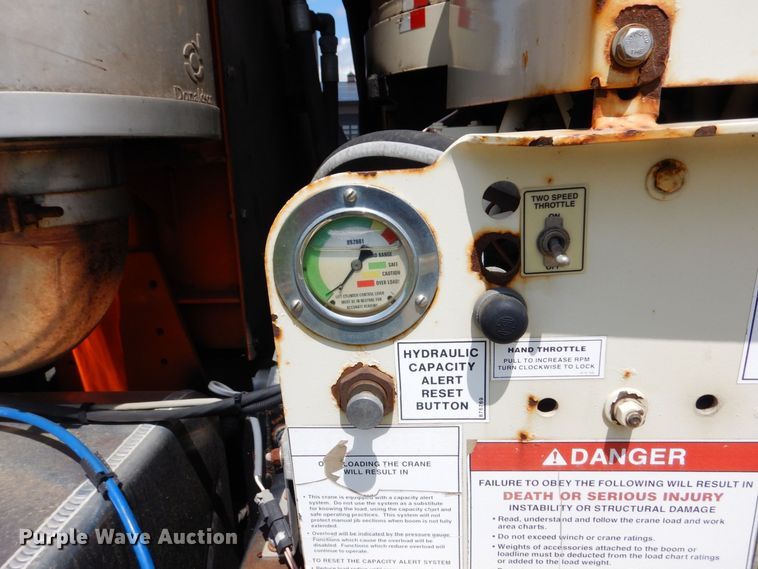 image for item AF9698 2006 Sterling LT9500  crane truck