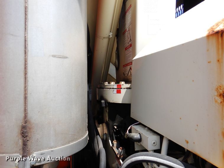 image for item AF9698 2006 Sterling LT9500  crane truck