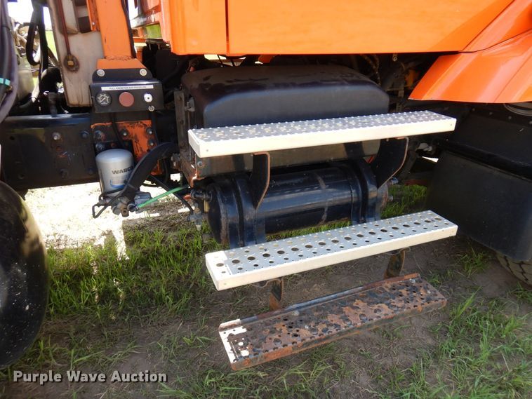 image for item AF9698 2006 Sterling LT9500  crane truck