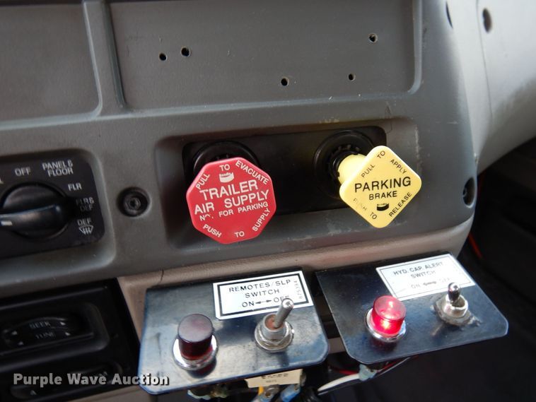 image for item AF9698 2006 Sterling LT9500  crane truck