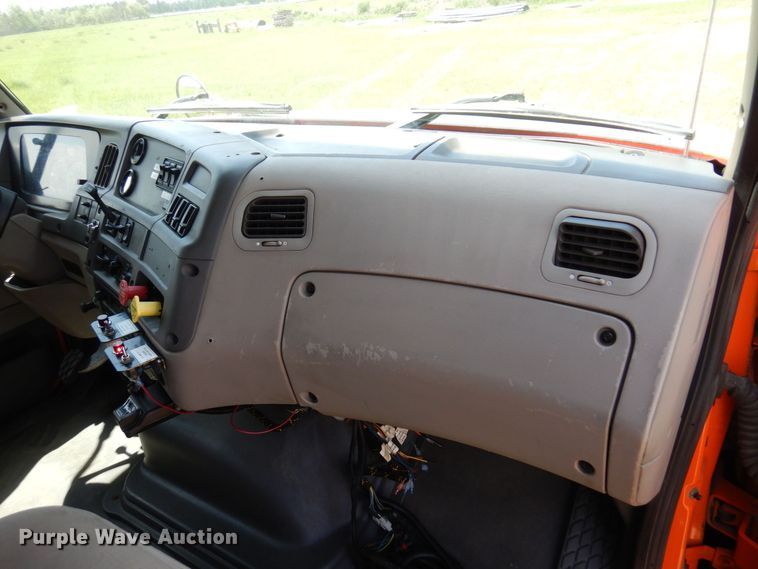 image for item AF9698 2006 Sterling LT9500  crane truck