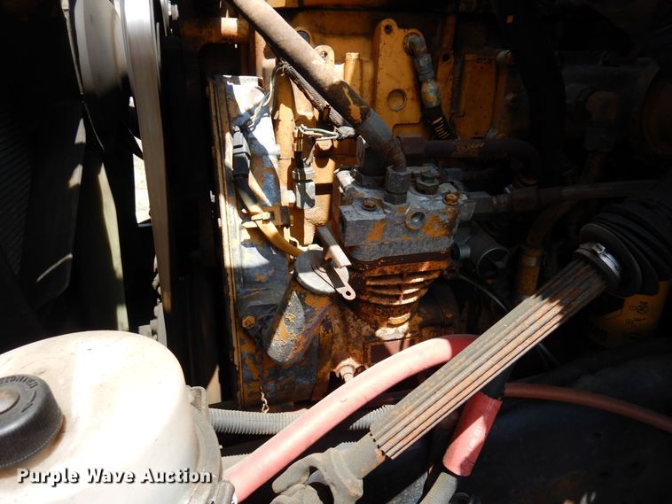 image for item AF9698 2006 Sterling LT9500  crane truck