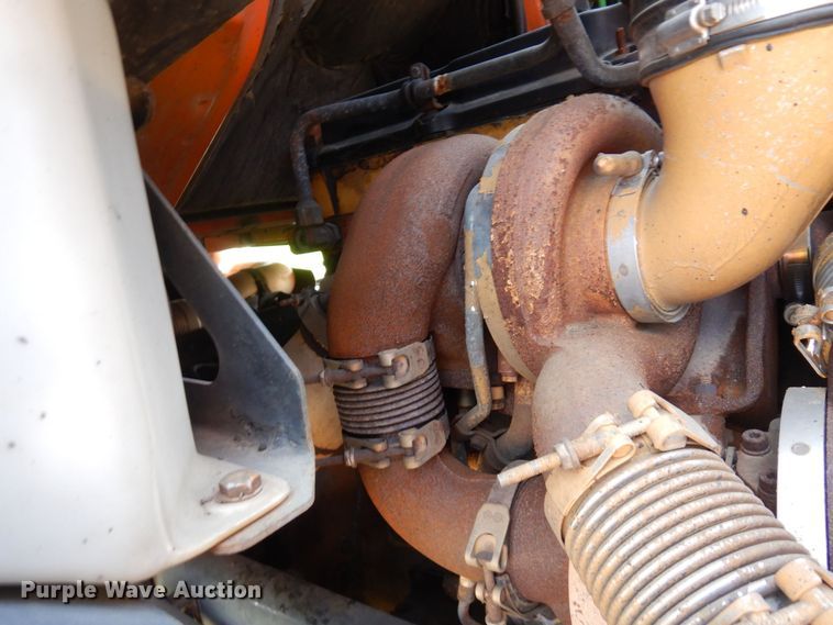 image for item AF9698 2006 Sterling LT9500  crane truck