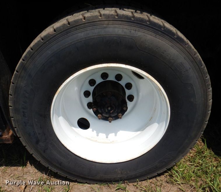 image for item AF9698 2006 Sterling LT9500  crane truck