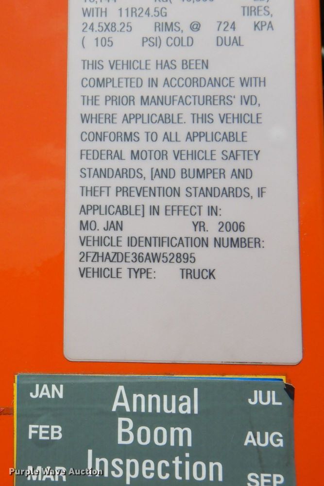 image for item AF9698 2006 Sterling LT9500  crane truck