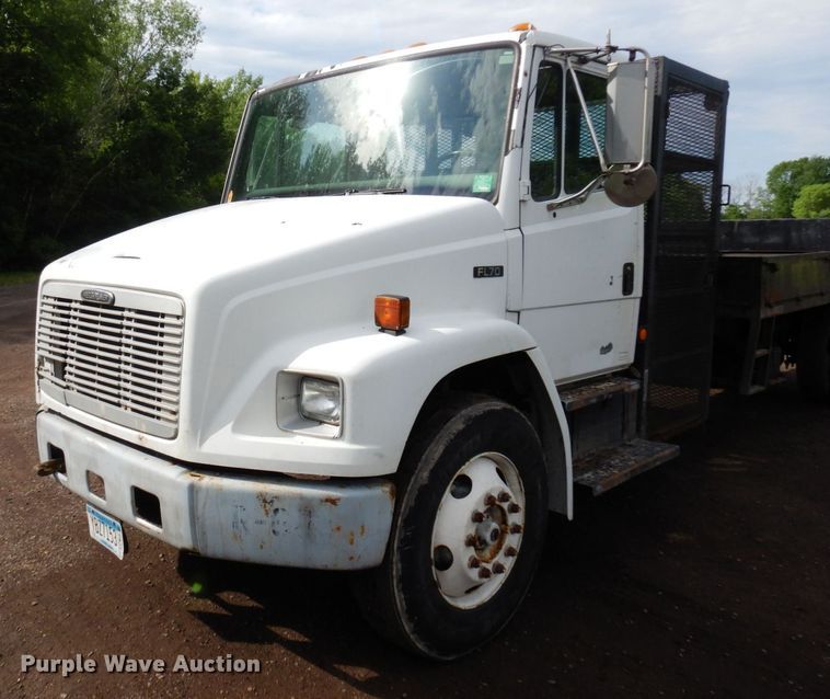 image for item AF9700 2003 Freightliner FL70  dump flatbed truck