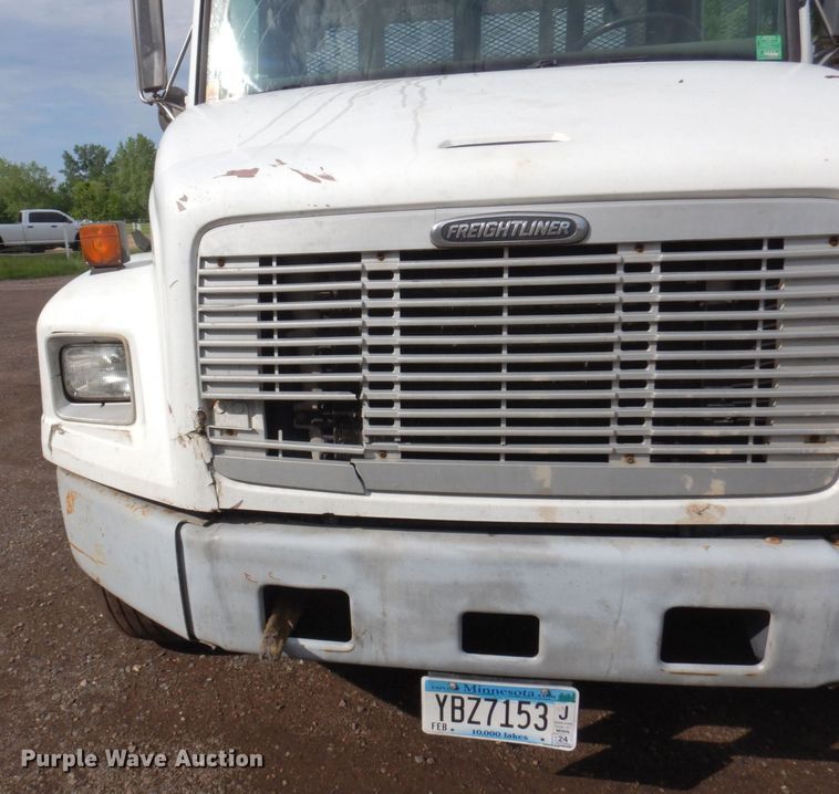 image for item AF9700 2003 Freightliner FL70  dump flatbed truck