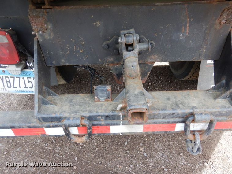 image for item AF9700 2003 Freightliner FL70  dump flatbed truck