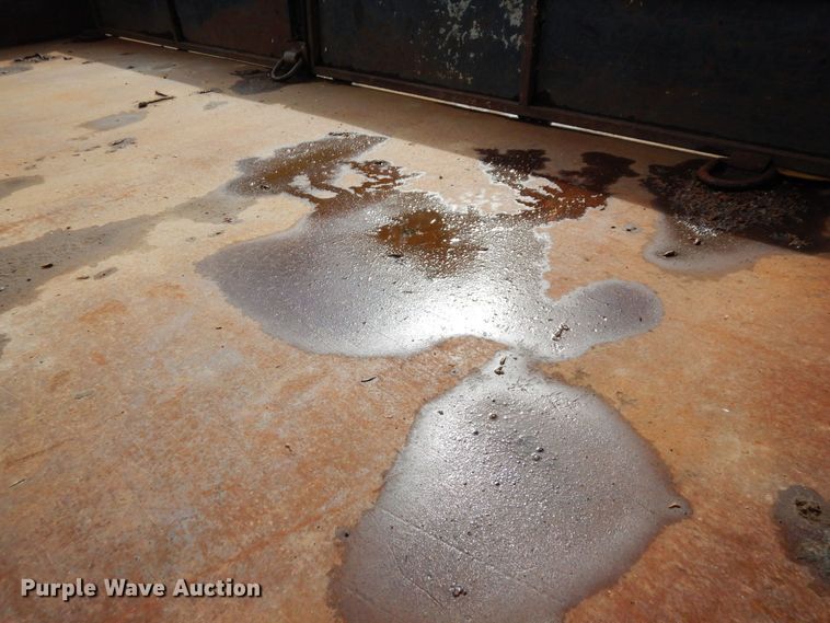 image for item AF9700 2003 Freightliner FL70  dump flatbed truck