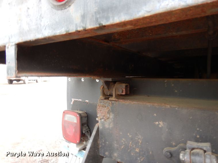 image for item AF9700 2003 Freightliner FL70  dump flatbed truck