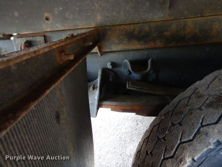 image for item AF9700 2003 Freightliner FL70  dump flatbed truck