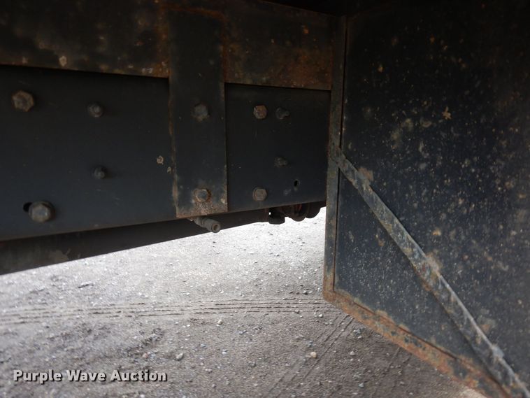 image for item AF9700 2003 Freightliner FL70  dump flatbed truck