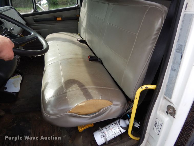 image for item AF9700 2003 Freightliner FL70  dump flatbed truck