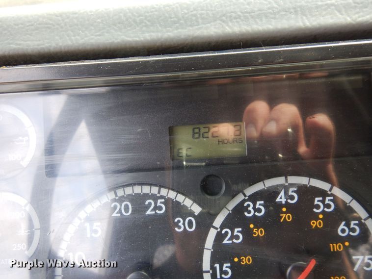 image for item AF9700 2003 Freightliner FL70  dump flatbed truck