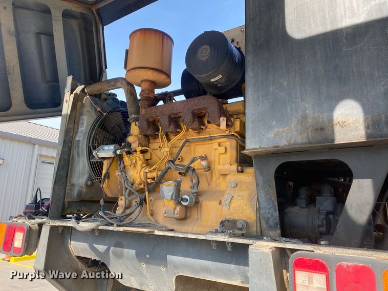 image for item DI7772 1998 Mack MS Series  street sweeper truck