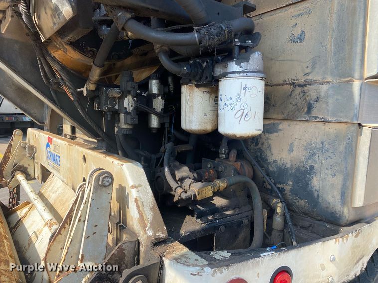 image for item DI7772 1998 Mack MS Series  street sweeper truck