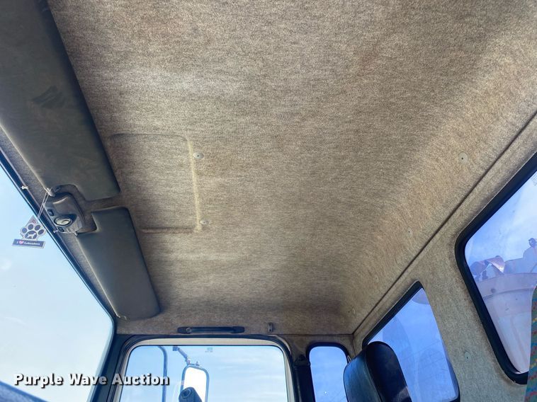 image for item DI7772 1998 Mack MS Series  street sweeper truck