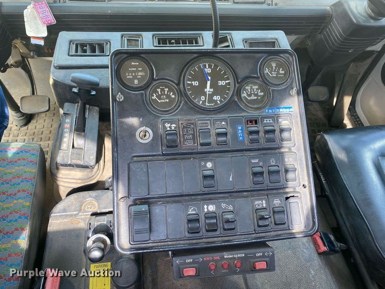 image for item DI7772 1998 Mack MS Series  street sweeper truck