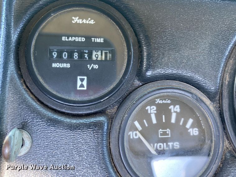 image for item DI7772 1998 Mack MS Series  street sweeper truck