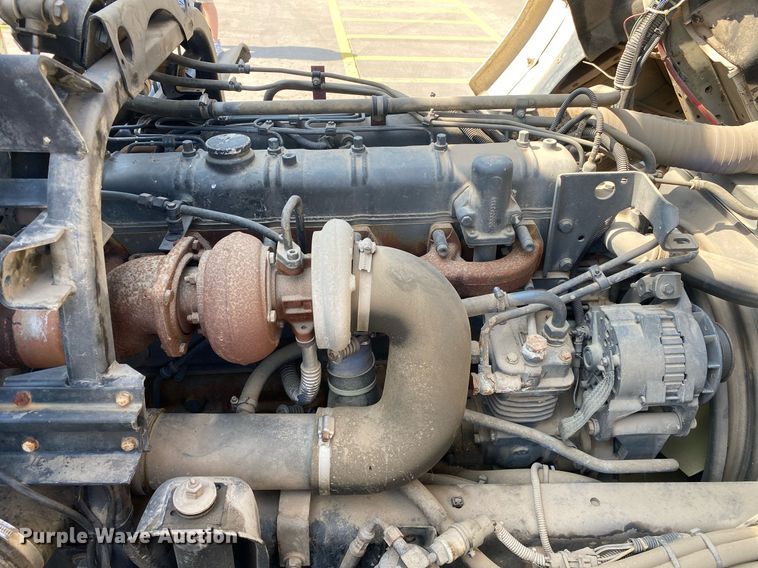 image for item DI7772 1998 Mack MS Series  street sweeper truck