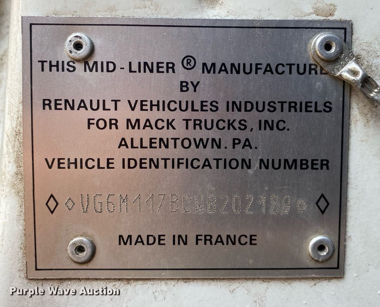 image for item DI7772 1998 Mack MS Series  street sweeper truck