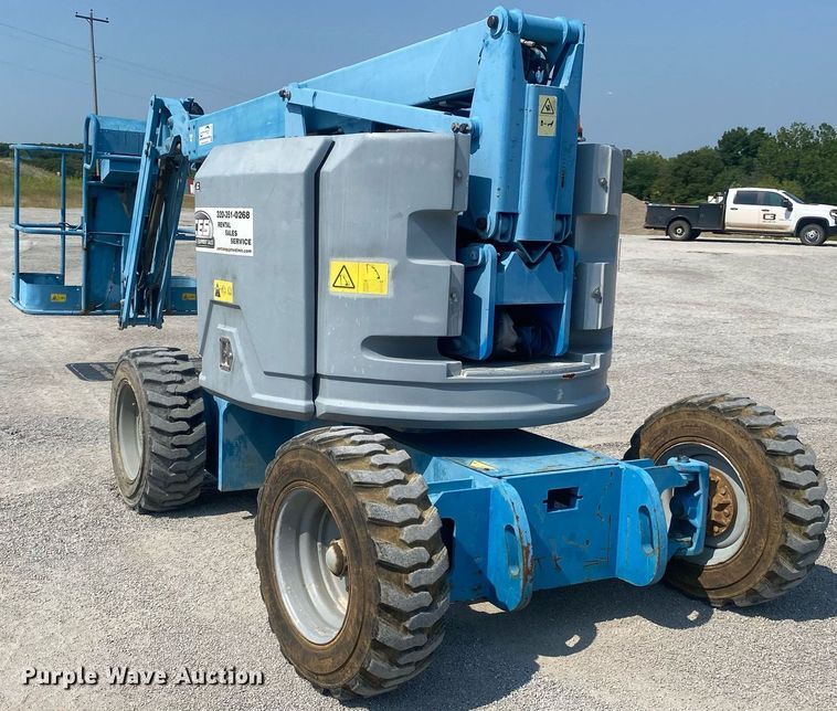 image for item DI7815 2010 Genie Z-34/22  boom lift
