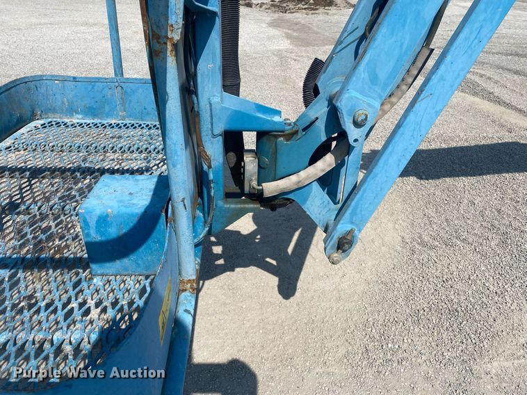 image for item DI7815 2010 Genie Z-34/22  boom lift