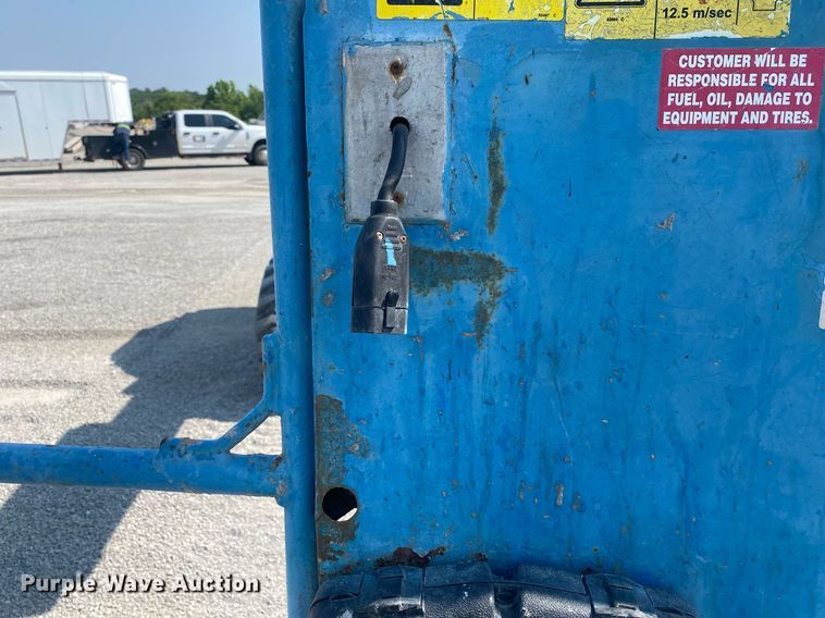 image for item DI7815 2010 Genie Z-34/22  boom lift