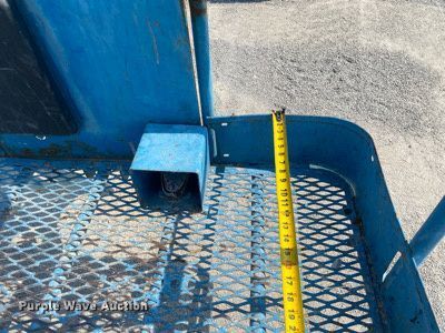 image for item DI7815 2010 Genie Z-34/22  boom lift