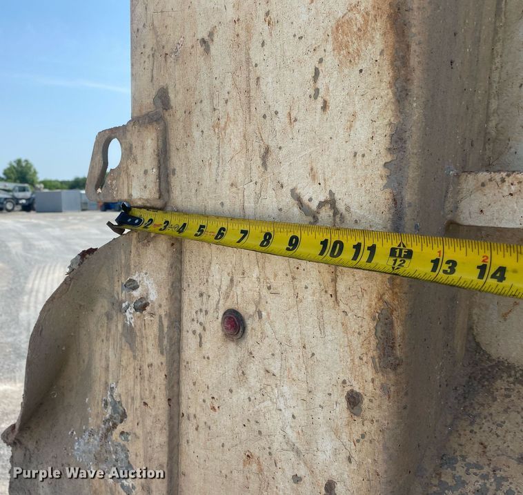 image for item DI7816 2012 Mack GU713  dump truck