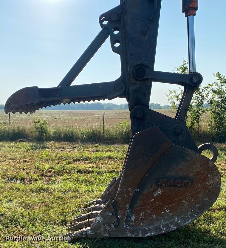 image for item DI7821 2009 John Deere 200D LC  excavator