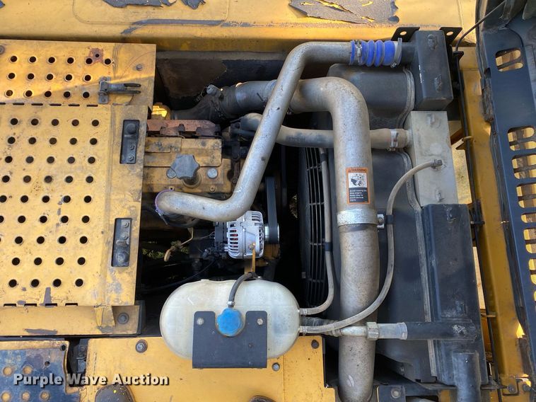 image for item DI7821 2009 John Deere 200D LC  excavator