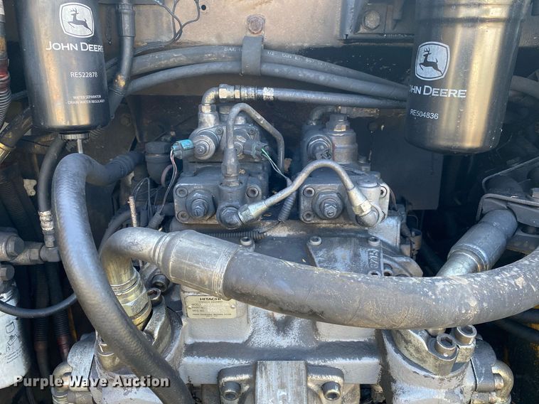 image for item DI7821 2009 John Deere 200D LC  excavator