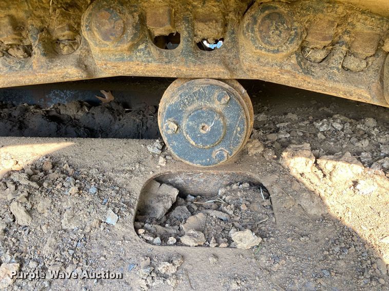 image for item DI7821 2009 John Deere 200D LC  excavator